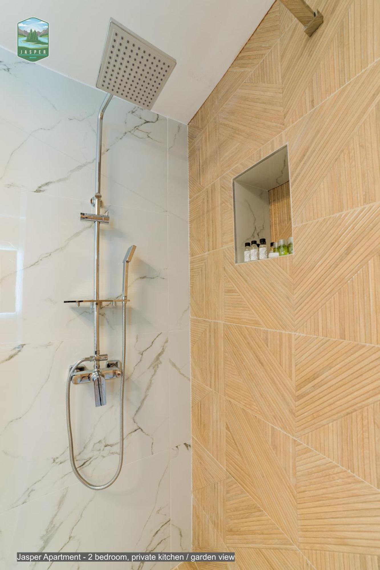 Sierra - Northstar Apartments Брашов Номер фото