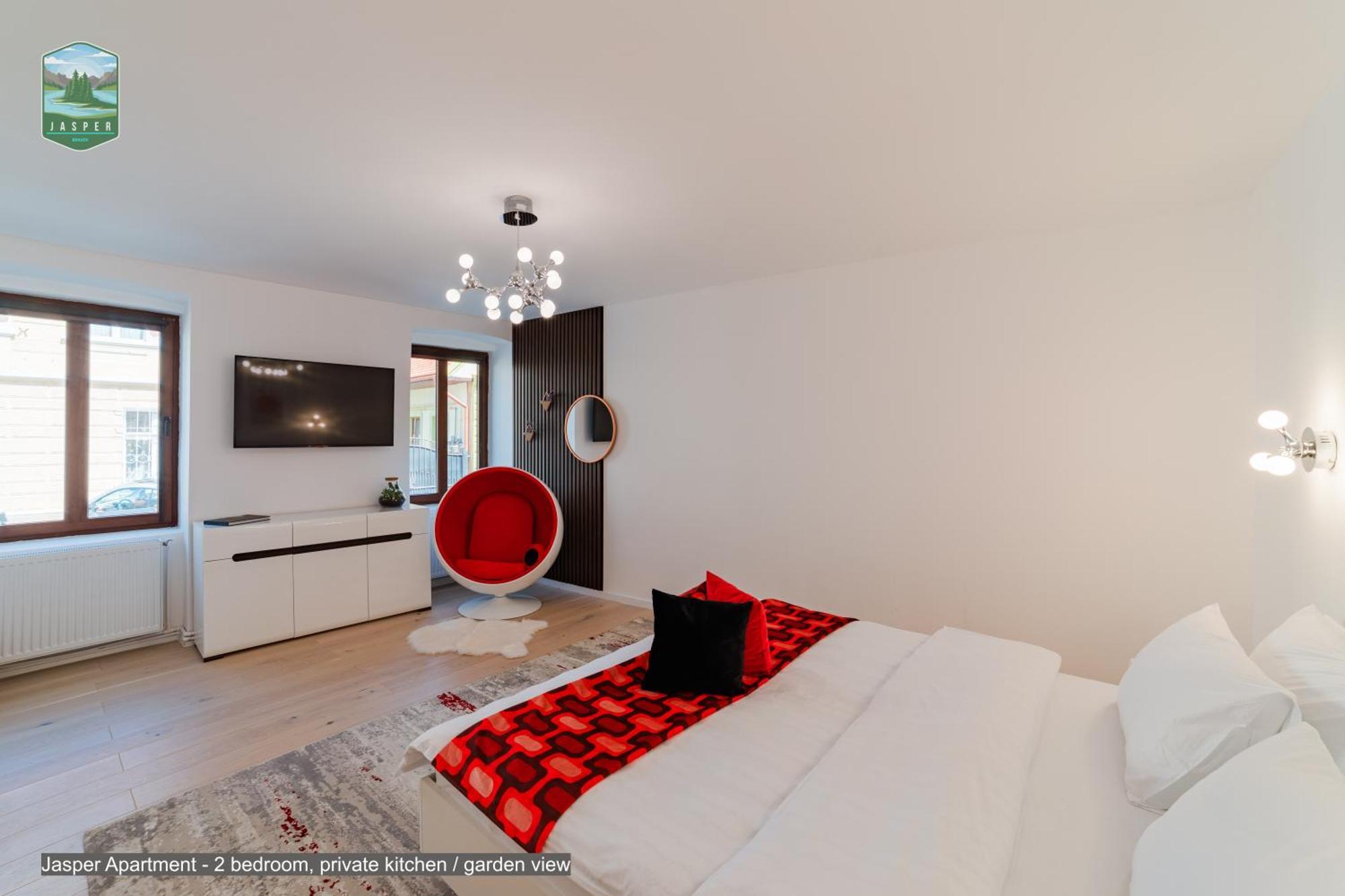 Sierra - Northstar Apartments Брашов Номер фото